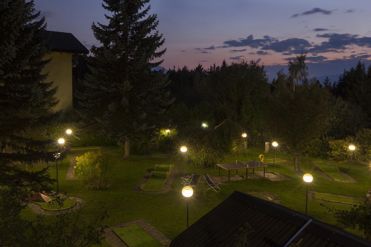 Hotel Scoiattolo Baselga di Pinè Екстериор снимка